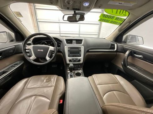 Used 2017 GMC Acadia Limited SLT FWD image 4