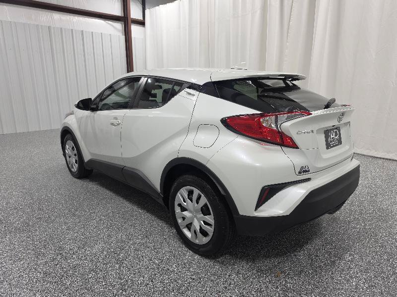 Used 2021 Toyota C-HR LE FWD image 8