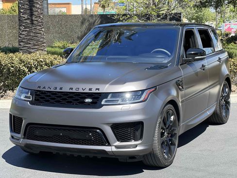 Used 2020 Land Rover Range Rover Sport HST image 22