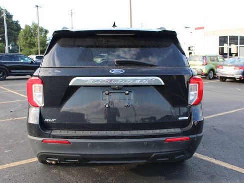 Used 2020 Ford Explorer XLT w/ Comfort Package RWD image 6