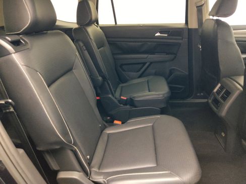 Used 2021 Volkswagen Atlas SEL AWD/4WD image 19