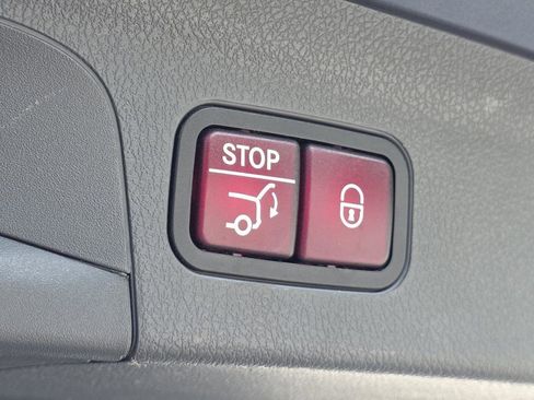 Used 2020 Mercedes-Benz GLE 450 4MATIC image 12