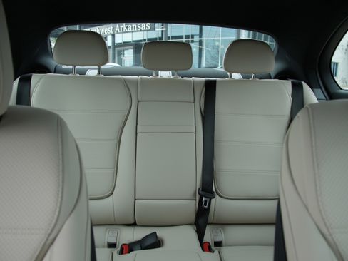 New 2026 Mercedes-Benz C 300 4MATIC Sedan image 25