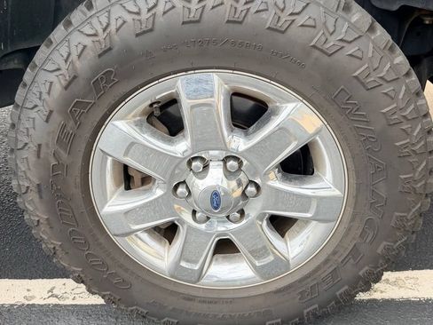 Used 2013 Ford F150 XLT w/ XLT Chrome Pkg AWD/4WD image 13