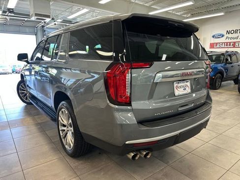 Used 2022 GMC Yukon XL Denali AWD/4WD image 16