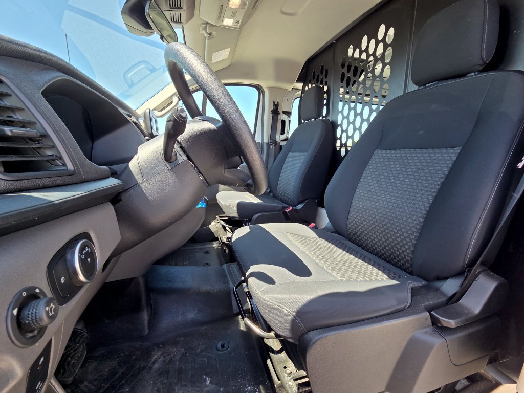 Used 2025 Ford Transit 250 Low Roof w/ Exterior Upgrade Package RWD image 23