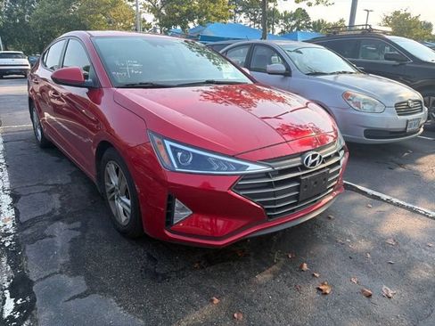 Used 2020 Hyundai Elantra SEL FWD image 1