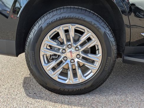 Used 2021 GMC Yukon SLT w/ SLT Luxury Plus Package image 9