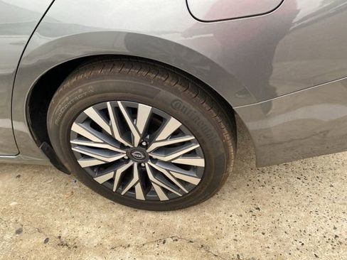 Used 2023 Nissan Altima 2.5 SV image 14