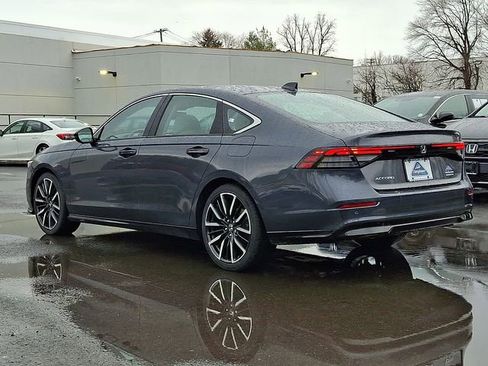 Certified 2023 Honda Accord Touring image 4