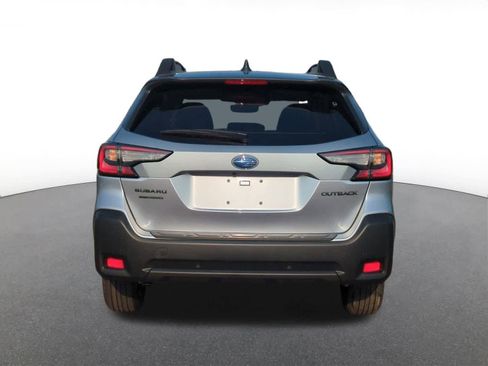 Certified 2025 Subaru Outback Onyx Edition image 5