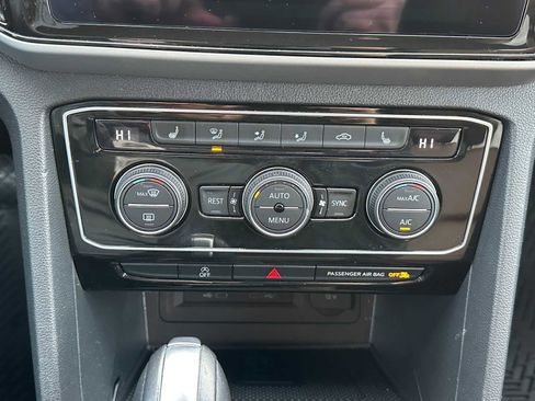 Used 2022 Volkswagen Atlas SE image 29