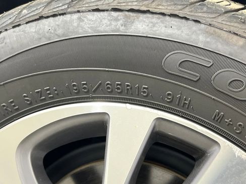 Used 2022 Toyota Prius XLE w/ Premium Convenience Package image 43