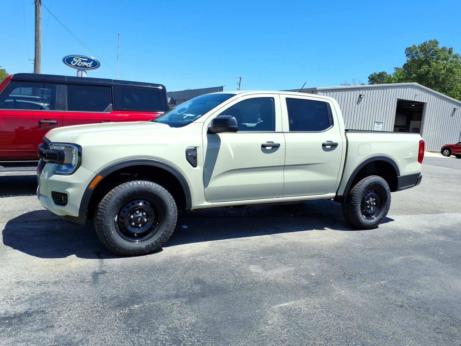 Used 2026 Ford Ranger XL w/ Trailer Tow Package RWD image 2