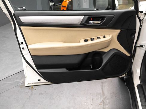 Used 2017 Subaru Outback 2.5i Premium image 29