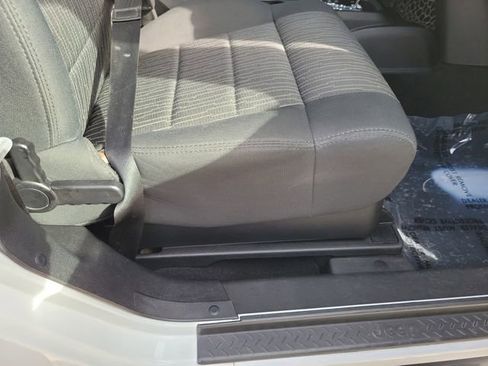 Used 2012 Jeep Wrangler Rubicon w/ PWR Convenience Group image 27