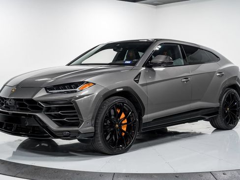 Used 2022 Lamborghini Urus AWD/4WD image 7