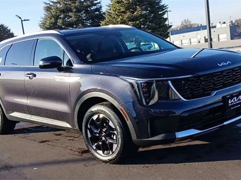New 2026 Kia Sorento S image 5