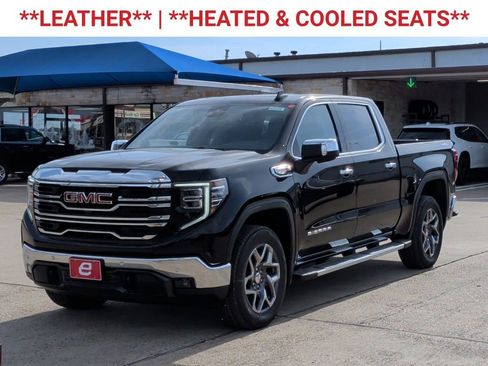 New 2026 GMC Sierra 1500 SLT image 3