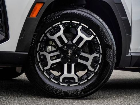Certified 2025 Hyundai Tucson XRT FWD image 3