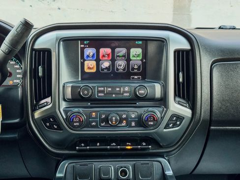 Used 2017 Chevrolet Silverado 1500 LTZ Z71 image 25