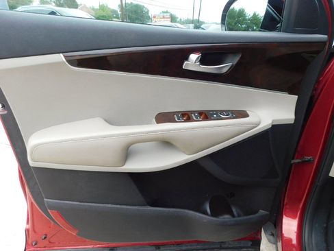 Used 2016 Kia Sorento FWD w/ LX Convenience Package image 32