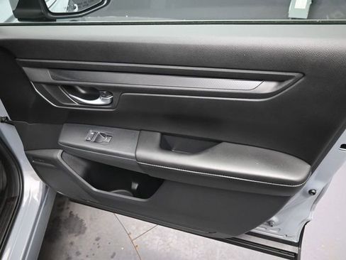Certified 2025 Honda CR-V LX image 28