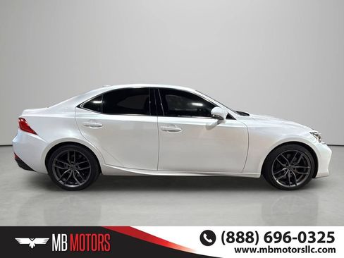 Used 2019 Lexus IS 300 RWD image 5