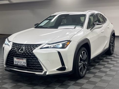 Certified 2025 Lexus UX 300h FWD image 2