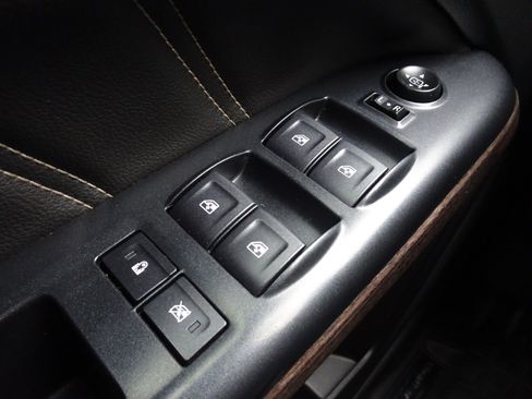 Used 2022 GMC Canyon Denali image 26