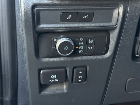 Used 2022 Ford Expedition Limited AWD/4WD image 25