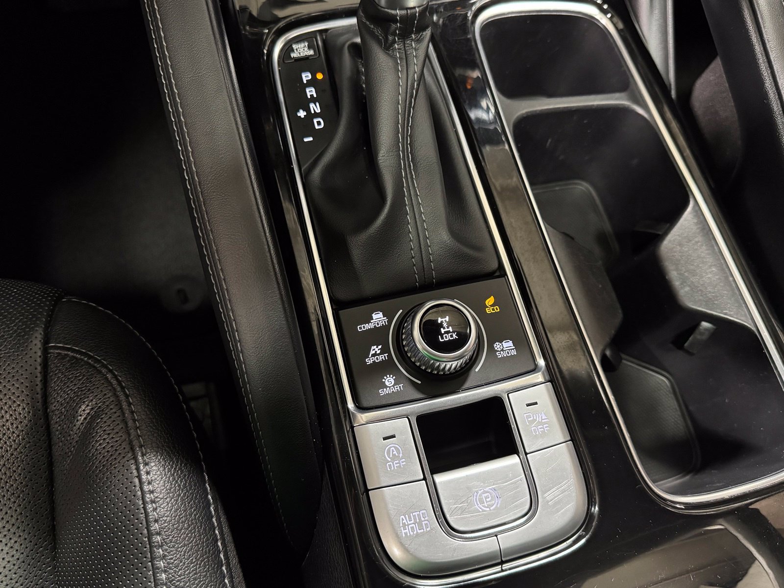Used 2022 Kia Telluride EX w/ EX Premium Package AWD/4WD image 25