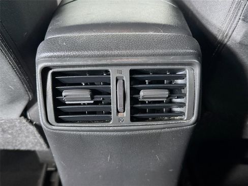 Used 2017 Nissan Rogue Sport SV FWD image 23