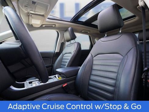 Certified 2024 Ford Edge SEL w/ Convenience Package AWD/4WD image 12