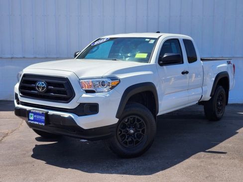 Used 2022 Toyota Tacoma SR w/ SX Package AWD/4WD image 1