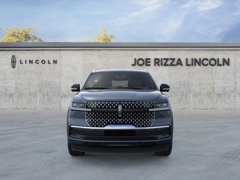 New 2026 Lincoln Navigator Premiere AWD/4WD image 6