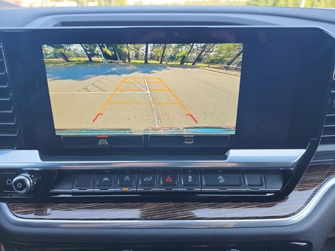 New 2026 GMC Sierra 1500 Elevation image 13