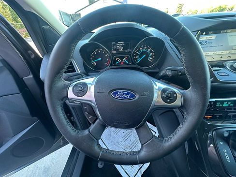 Used 2016 Ford Escape Titanium w/ Equipment Group 301A AWD/4WD image 29