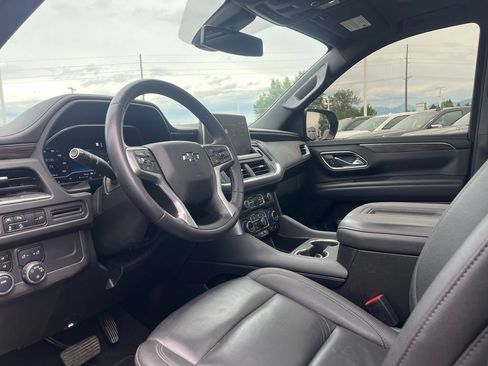Used 2022 Chevrolet Tahoe Z71 AWD/4WD image 4