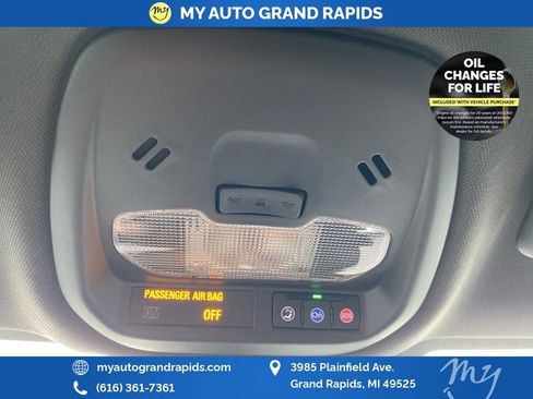 Used 2024 Buick Envista Preferred w/ Convenience II Package image 25