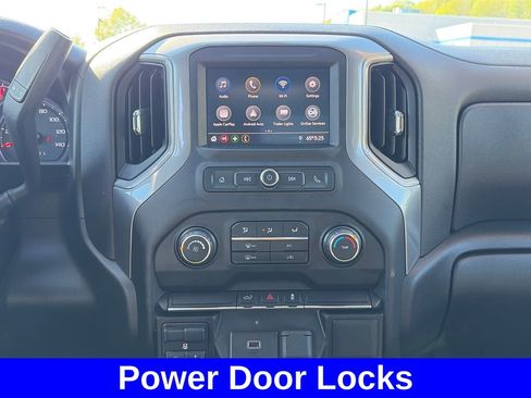 Used 2020 Chevrolet Silverado 1500 Custom w/ Custom Value Package AWD/4WD image 19