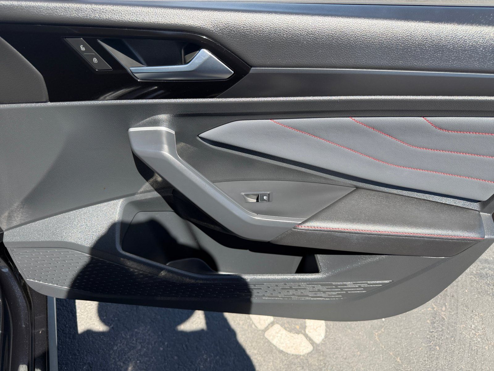 Certified 2025 Volkswagen Jetta GLI Autobahn FWD image 16
