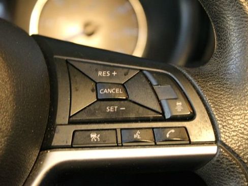 Used 2021 Nissan Kicks SV FWD image 20