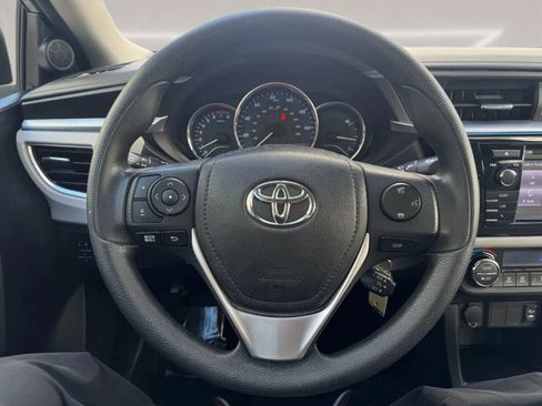 Used 2016 Toyota Corolla LE image 12
