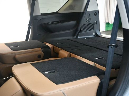 Used 2025 INFINITI QX80 Sensory image 82