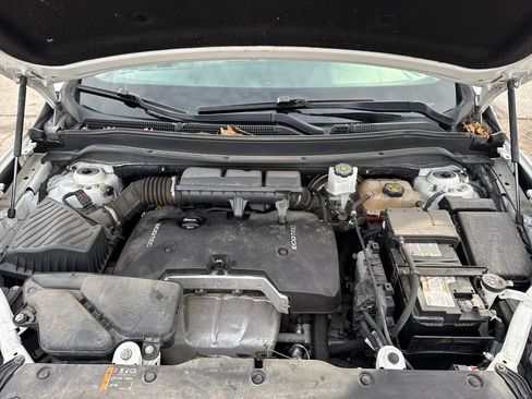 Used 2017 Buick Envision Essence image 32