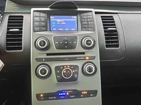 Used 2015 Ford Flex SE FWD image 22