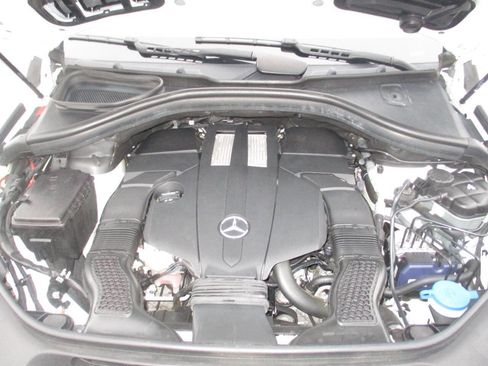 Used 2017 Mercedes-Benz GLS 450 4MATIC image 10