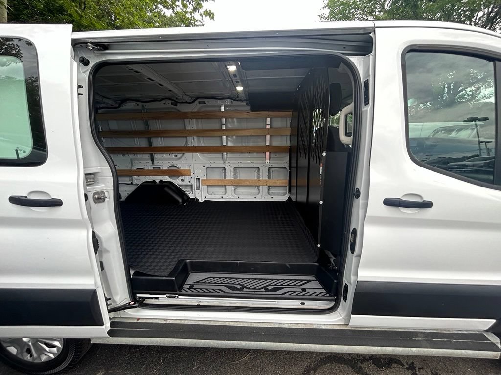 Used 2025 Ford Transit 250 Low Roof w/ Exterior Upgrade Package RWD image 12