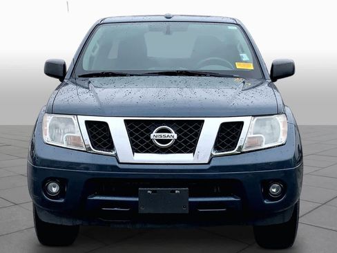 Used 2013 Nissan Frontier SV w/ SV Value Truck Pkg RWD image 4